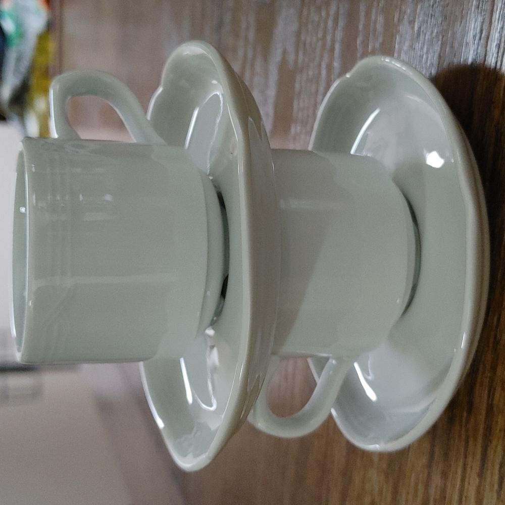 Vintage 4 Pcs White Bareuther Bavaria Demitasses Cup & Saucer - Picture 1 of 14